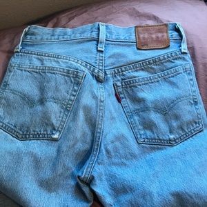 Levi 501 tapered jeans